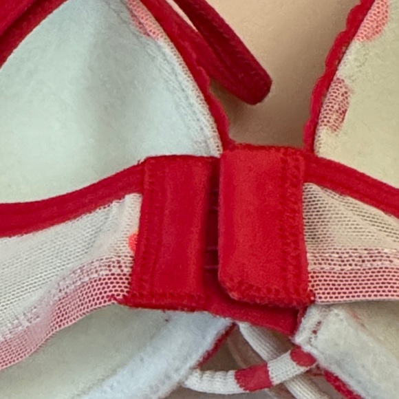Calvin Klein Choice Red and White Polka Dot Bra and Panty Set 36b panty Sz M - Picture 5 of 8